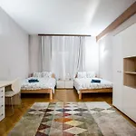 Spacious City View Apartment With Balcony
