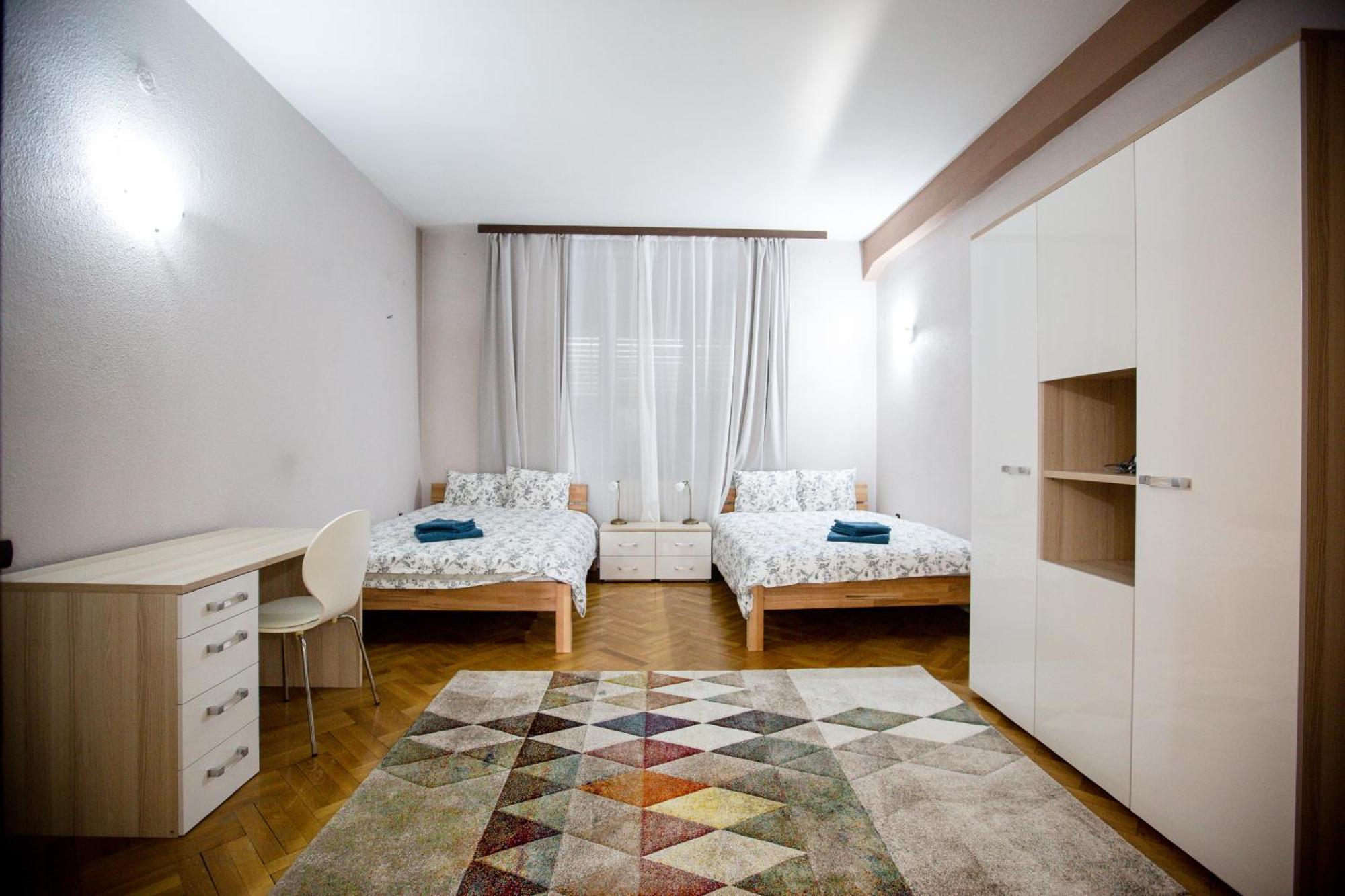 Spacious View With Balcony * Bucarest